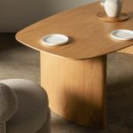 stol-do-jadalni-oriento-200-cm-owalny-fornir-dab-naturalny.jpg