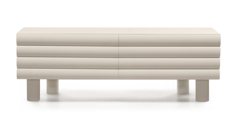 ANATRA – TV-benk i beige med 2 skap og høye ben