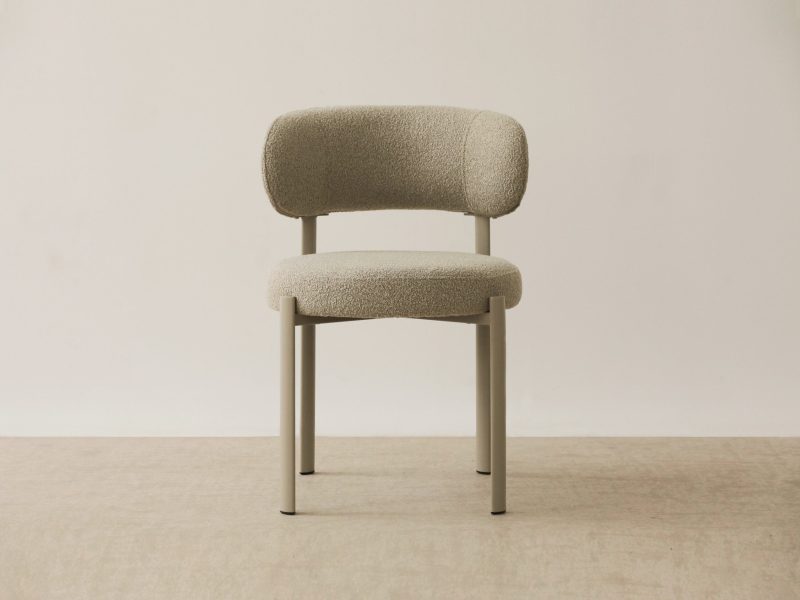 Ponent spisestuestol – rund rygg, bouclé, beige