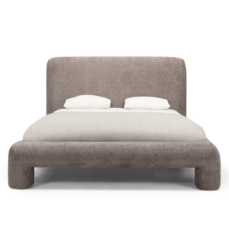 Rolly seng 160x200 – brun, polstret, med stamme og avrundede former